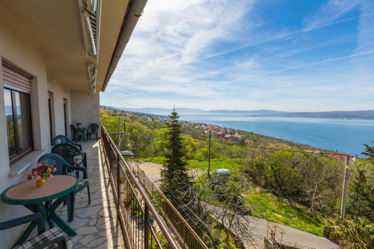 Apartman Ivka Dramalj Buitenkant foto