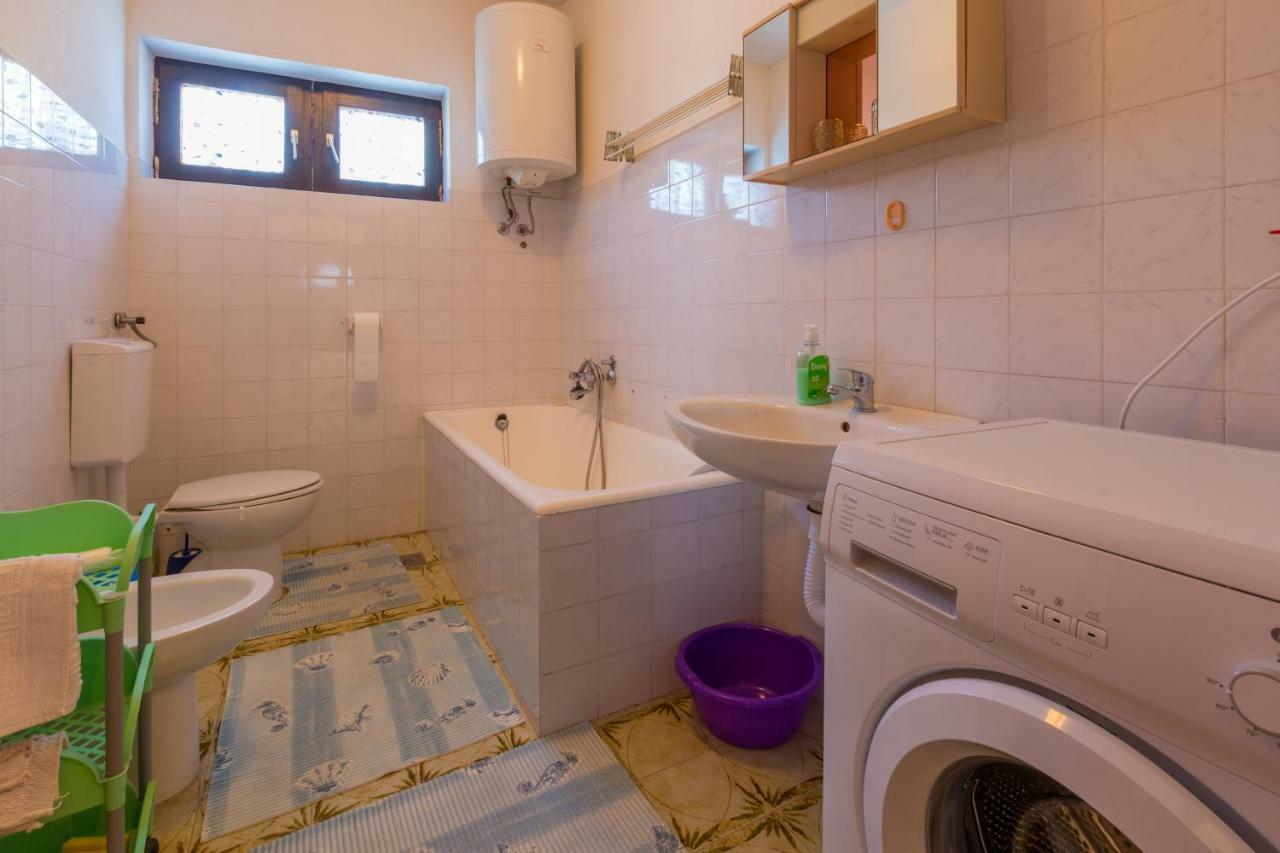 Apartman Ivka Dramalj Buitenkant foto